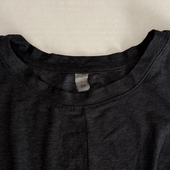 Beyond Yoga Featherweight Center Stage Cropped Tank - Picture 4 of 7